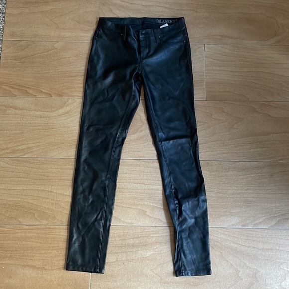 Blank nyc black faux leather pants. - Picture 2 of 3